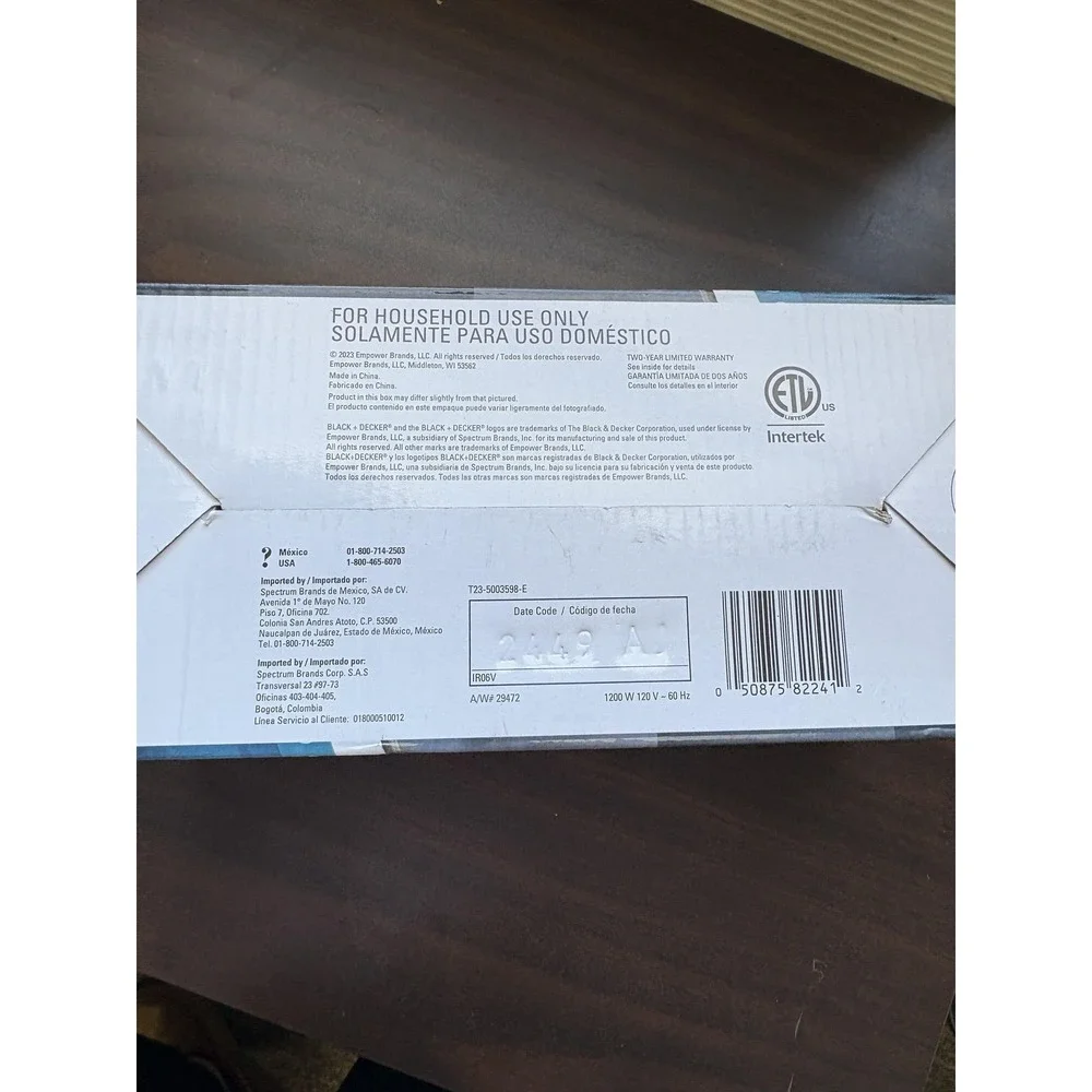 BLACK+DECKER Easy‎ Steam Compact Iron IR06V TrueGlide Nonstick 1200W SmartSteam